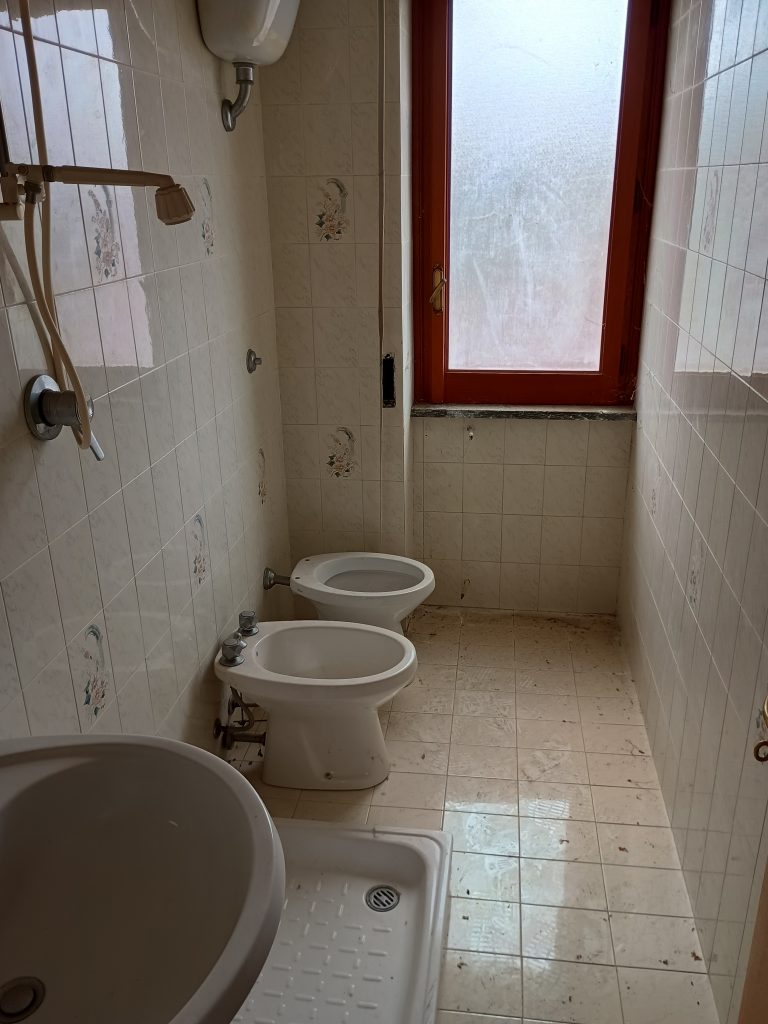 Casa indipendente in c.da Calda (via Pizzo Falcone, 10)