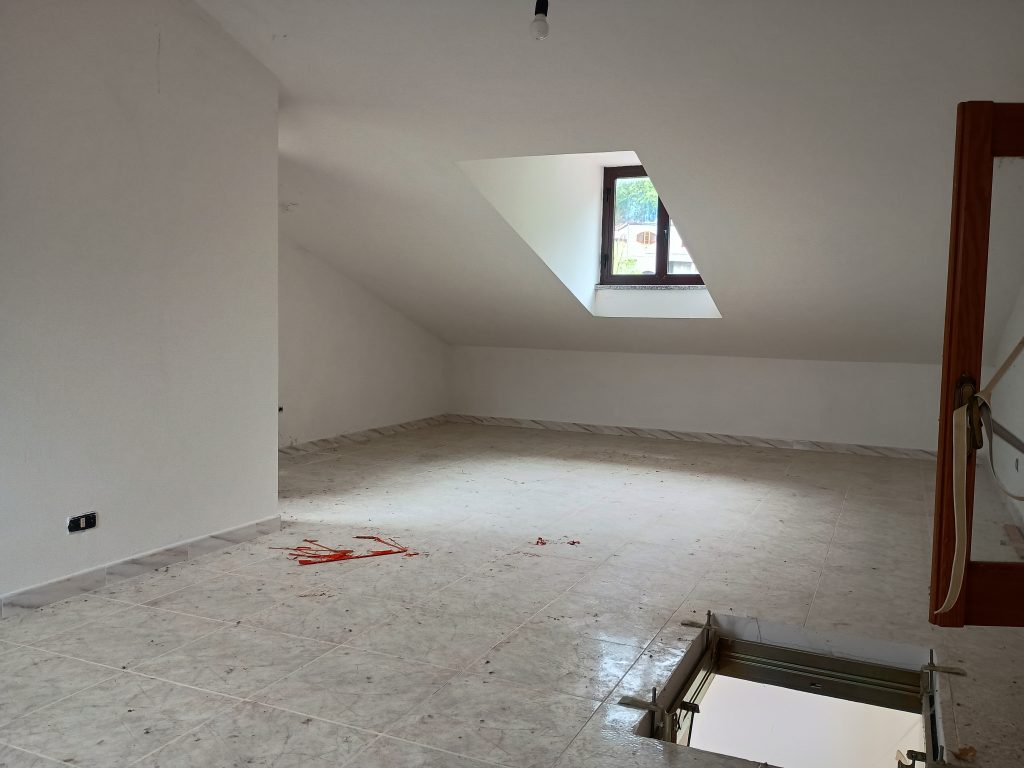 Casa indipendente in c.da Calda (via Pizzo Falcone, 10)