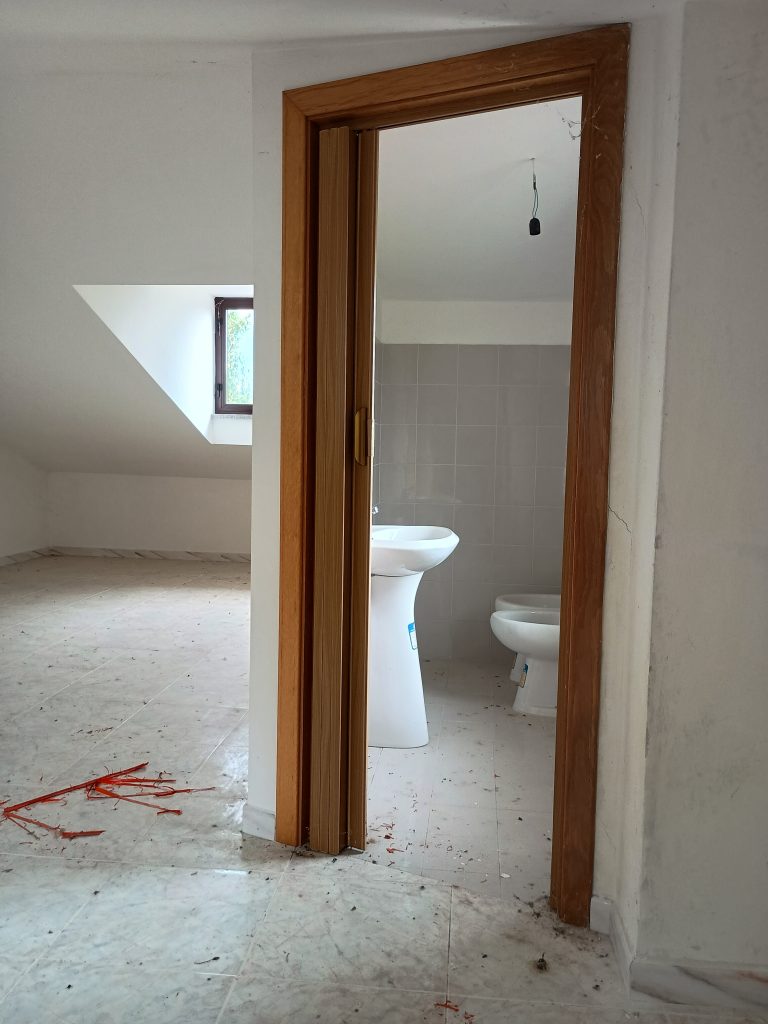 Casa indipendente in c.da Calda (via Pizzo Falcone, 10)