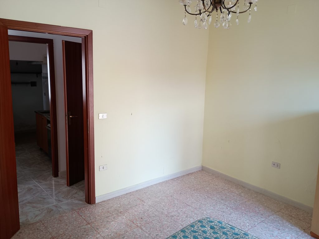 Detached house in the historic center (largo della Libertà, 8)