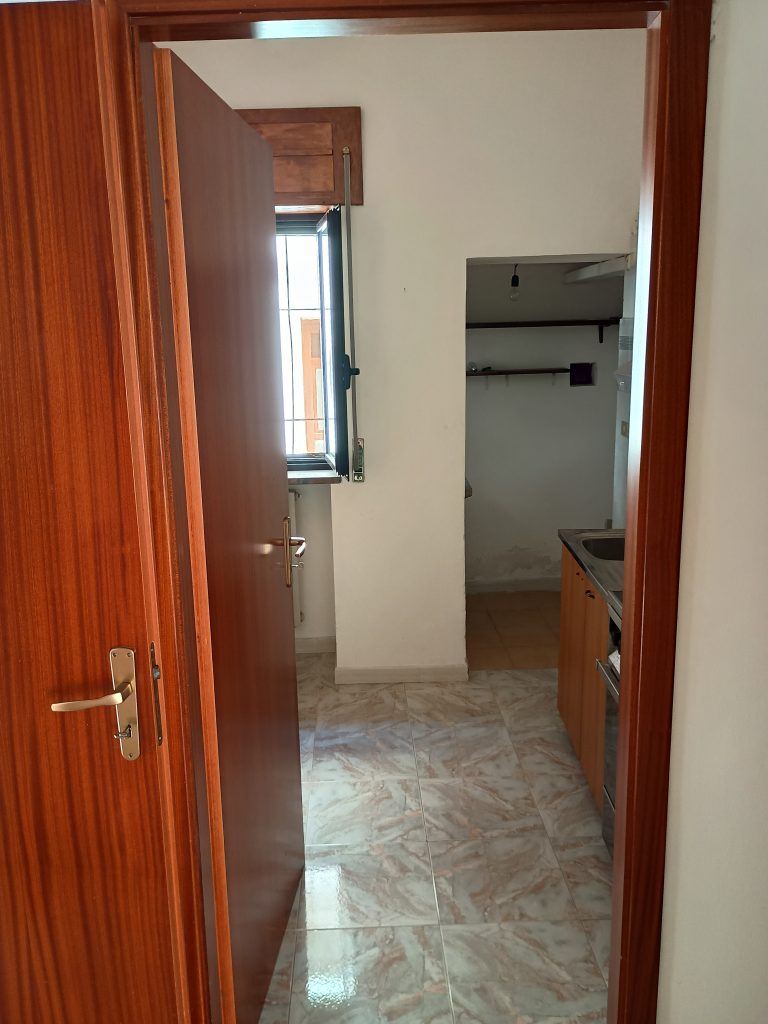Detached house in the historic center (largo della Libertà, 8)