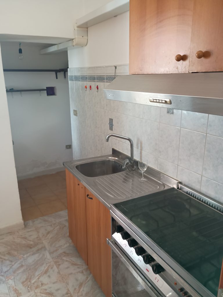 Detached house in the historic center (largo della Libertà, 8)