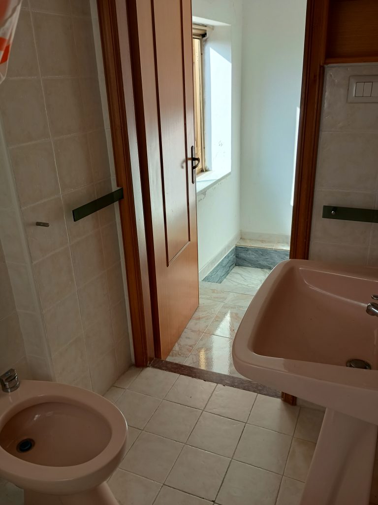 Detached house in the historic center (largo della Libertà, 8)