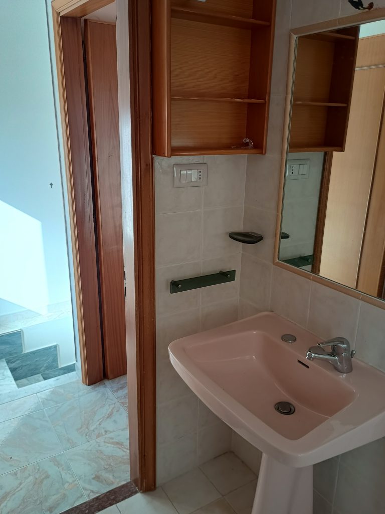 Detached house in the historic center (largo della Libertà, 8)