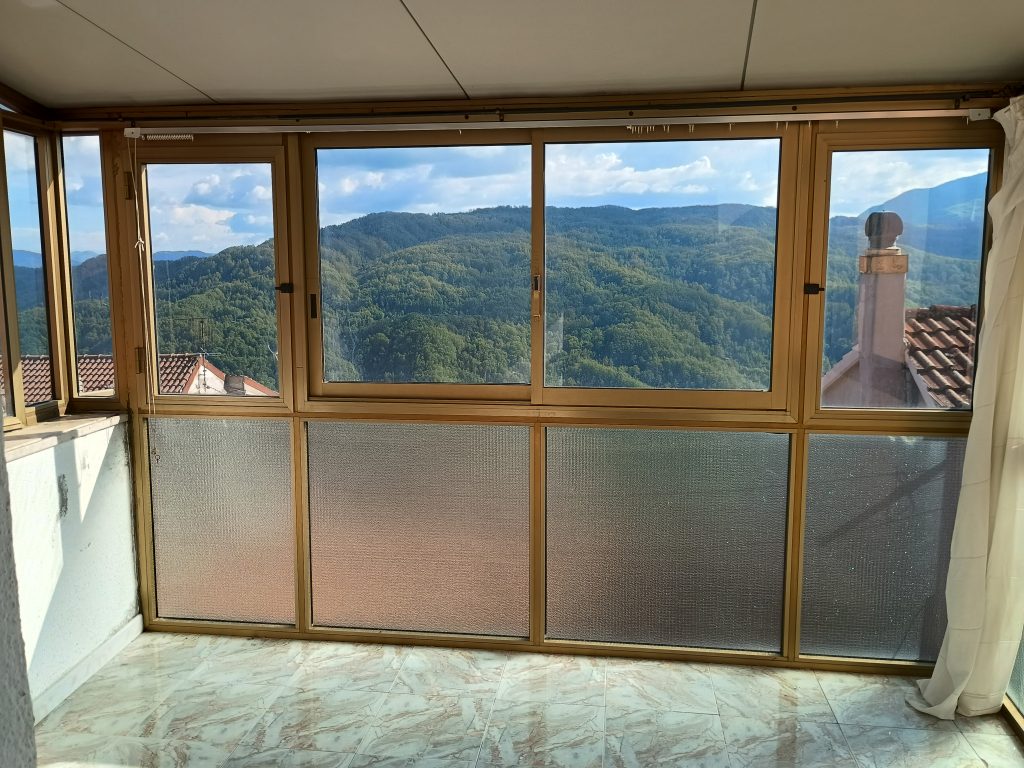 Detached house in the historic center (largo della Libertà, 8)