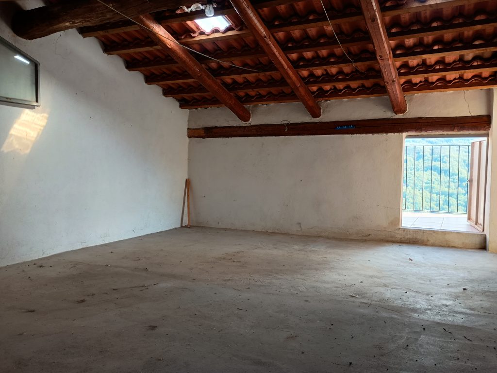 Detached house in the historic center (largo della Libertà, 8)