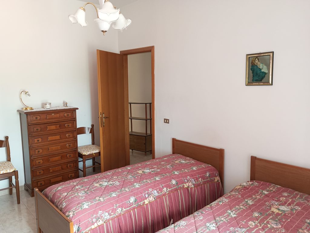 Casa indipendente nel centro urbano (via Boiardo, 9-11)