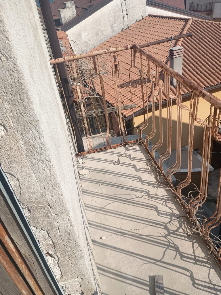 Detached house in the urban centre (via Flacco, 9/A)