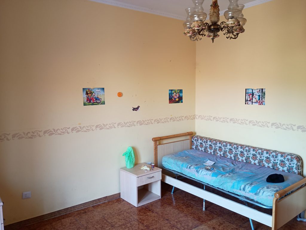Villa with garage and garden in the thermal area (via Monte Pollino, 27)
