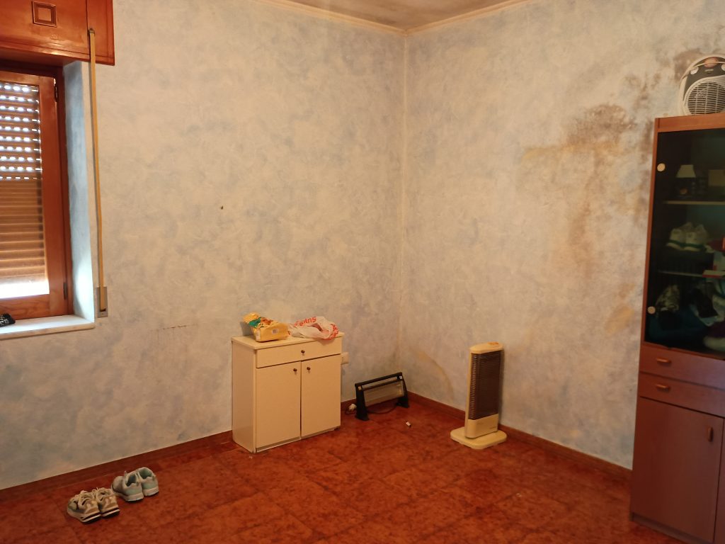 Villa with garage and garden in the thermal area (via Monte Pollino, 27)