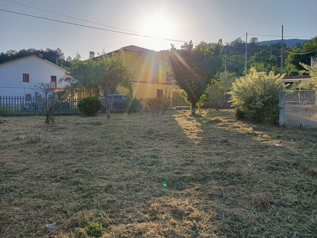 Villa with garage and garden in the thermal area (via Monte Pollino, 27)