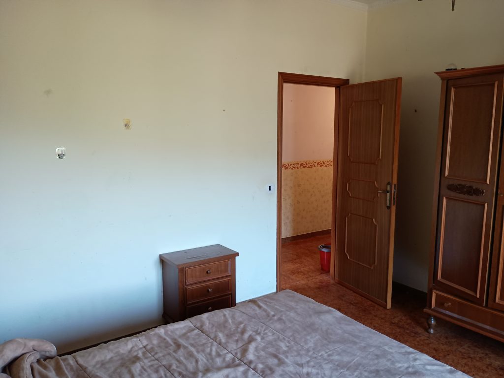 Villa with garage and garden in the thermal area (via Monte Pollino, 27)