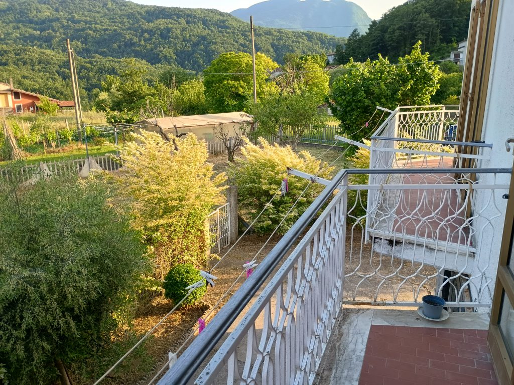 Villa with garage and garden in the thermal area (via Monte Pollino, 27)