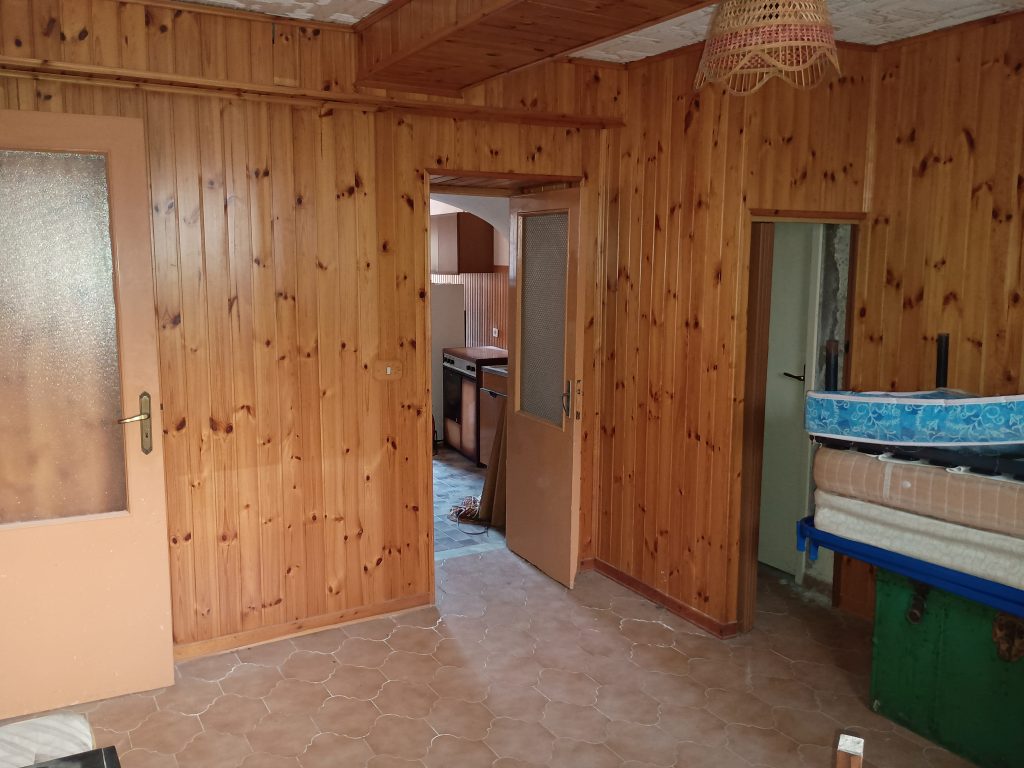 Villa with garage and garden in the thermal area (via Monte Pollino, 27)