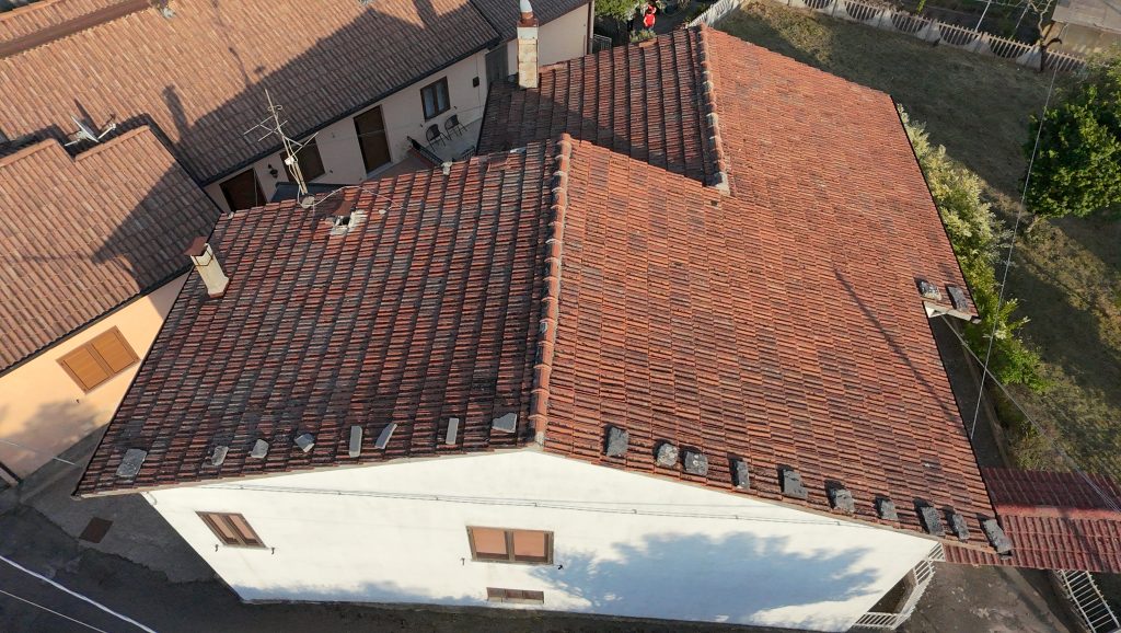 Villa with garage and garden in the thermal area (via Monte Pollino, 27)