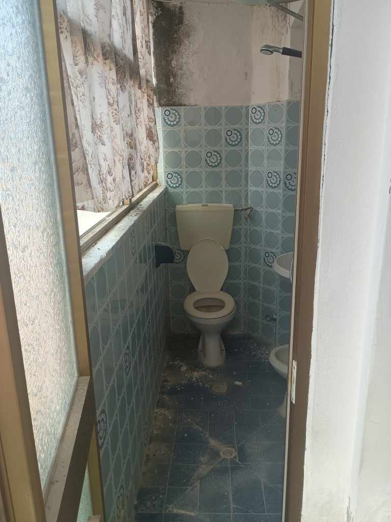 Detached house with garage in the urban centre (piazza Umberto I°, 16)