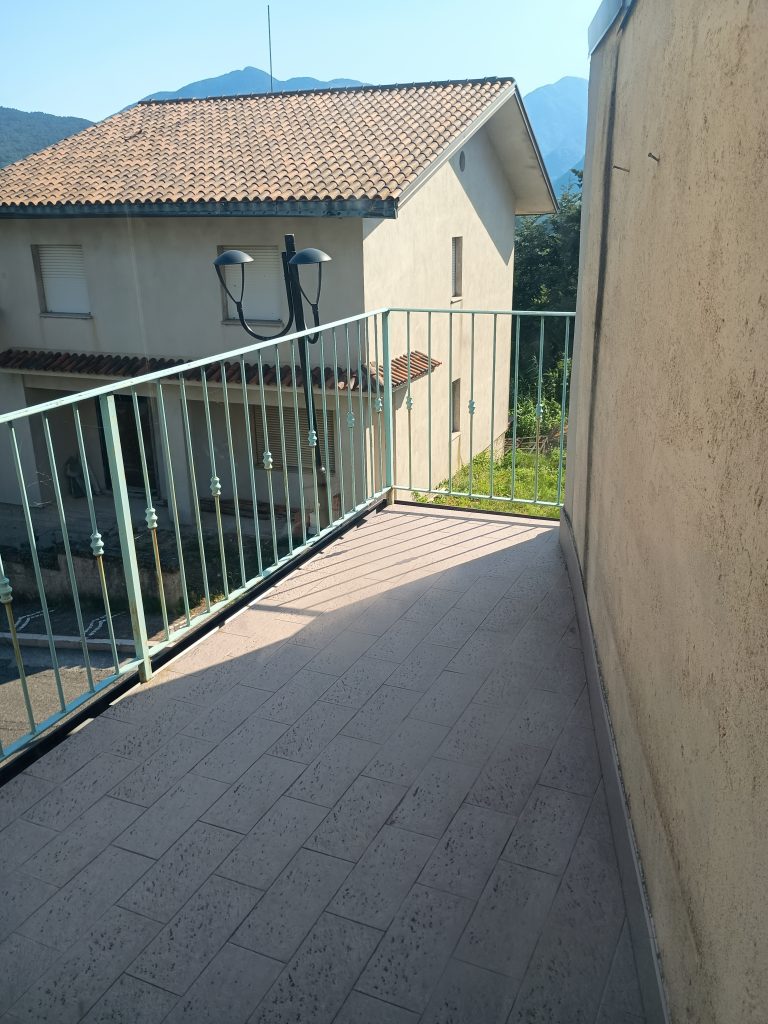 Detached house with land in the thermal area (via Santa Croce, 6)