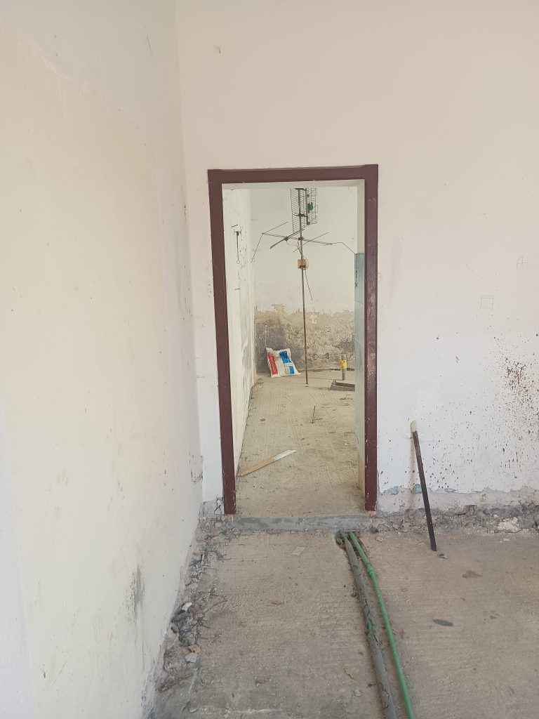 Casa indipendente con locale deposito e tettoia (c.da Iannazzo, 41)