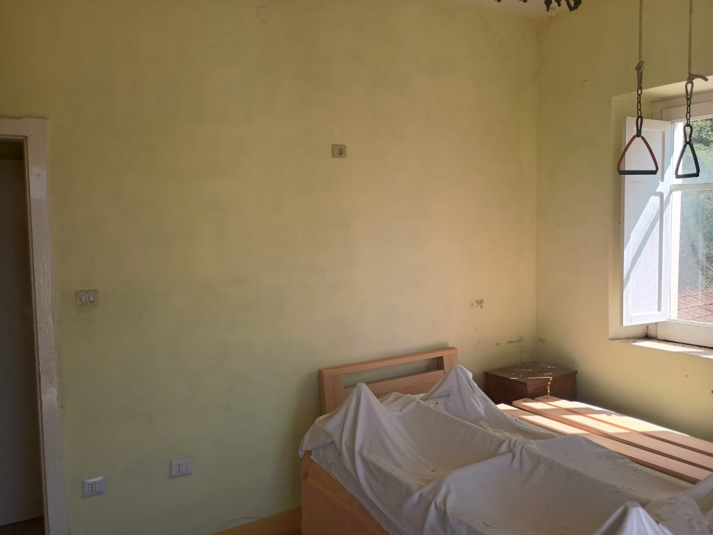 Casa indipendente con locale deposito e tettoia (c.da Iannazzo, 41)