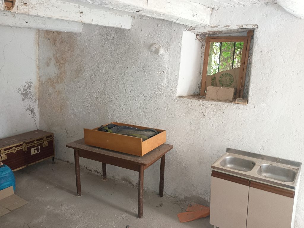Detached house in the historic center (via Bixio, 13)