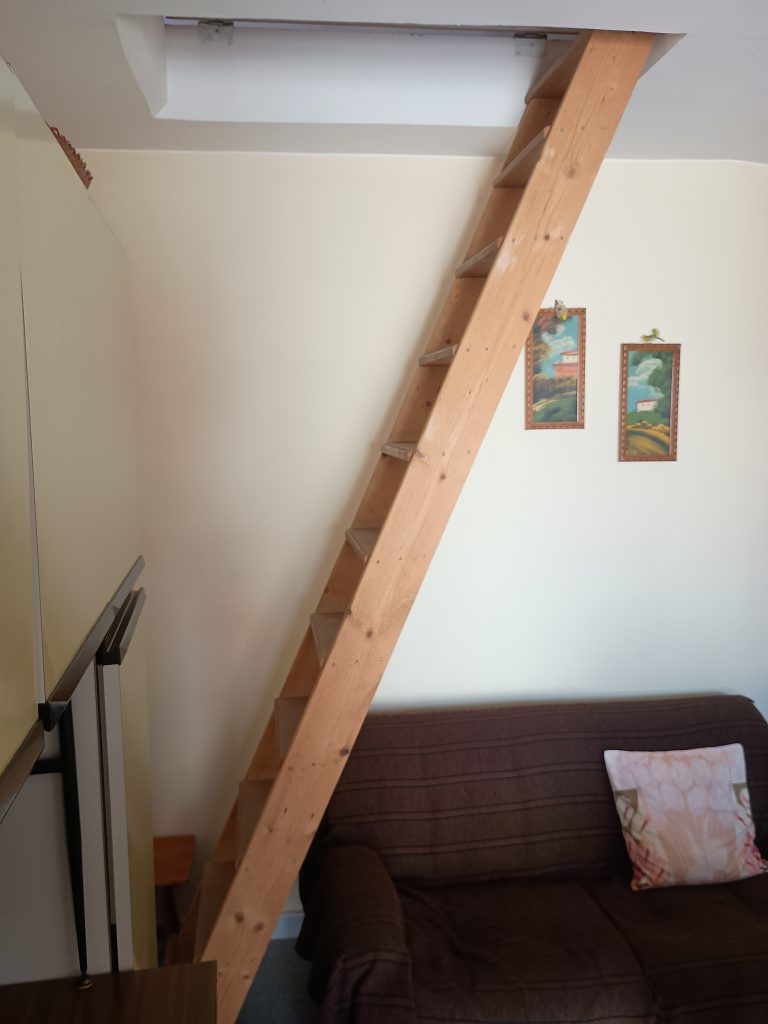 Casa indipendente nella frazione Cerri (c.da Cerri, snc)