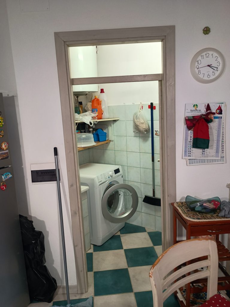 Casa indipendente nel centro storico (via Dante, 61)