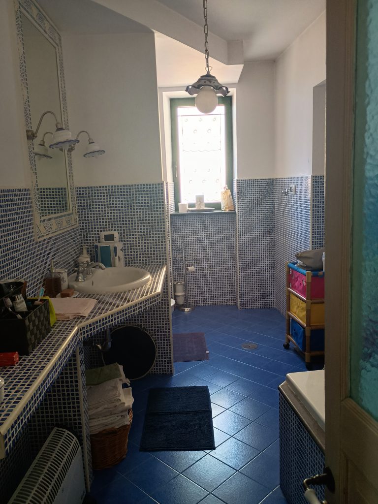 Casa indipendente nel centro storico (via Dante, 61)