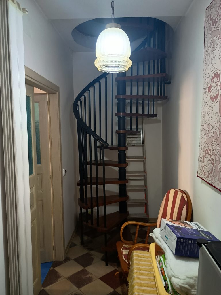 Casa indipendente nel centro storico (via Dante, 61)