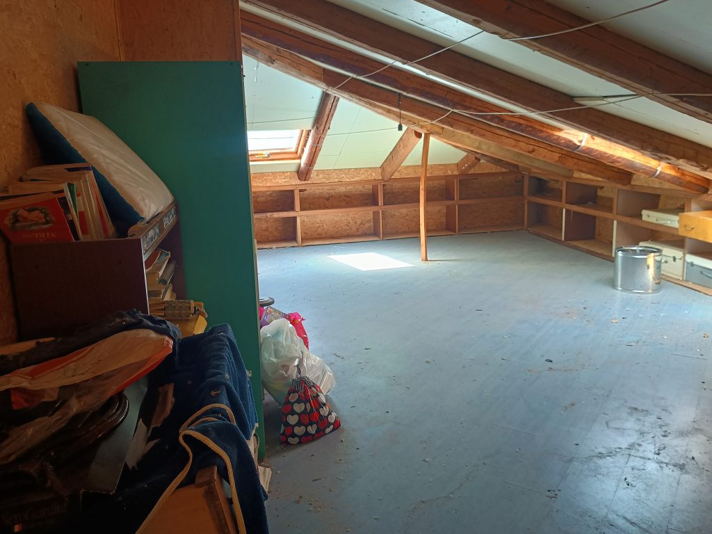 Casa indipendente nel centro storico (via Dante, 61)