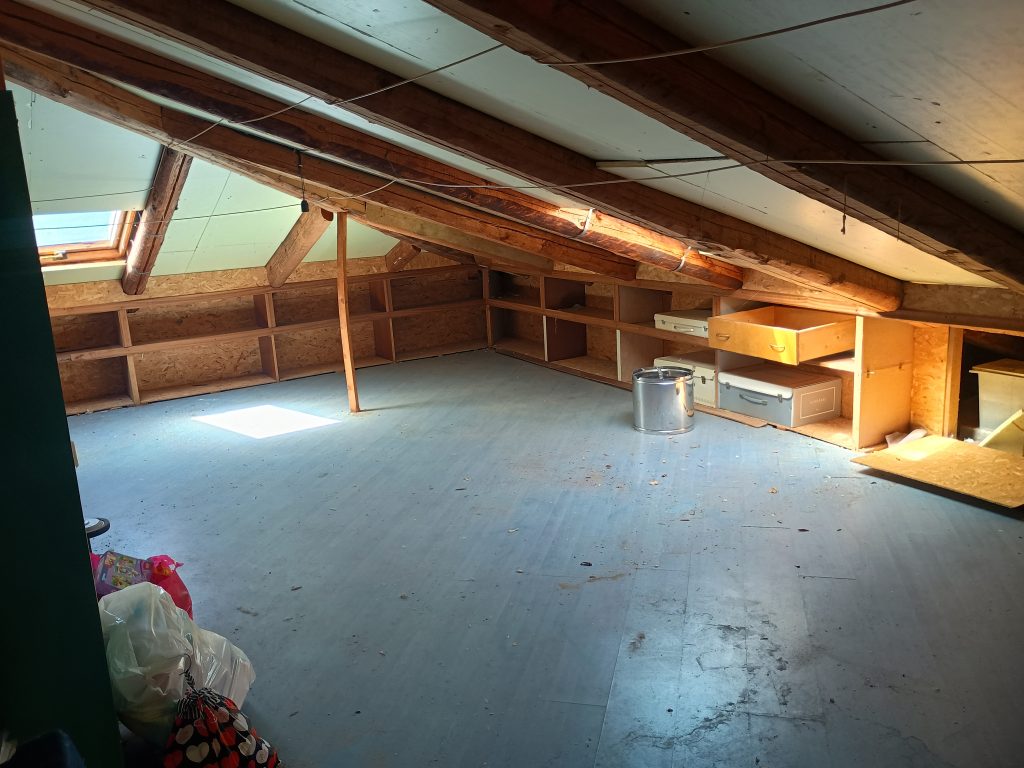 Casa indipendente nel centro storico (via Dante, 61)