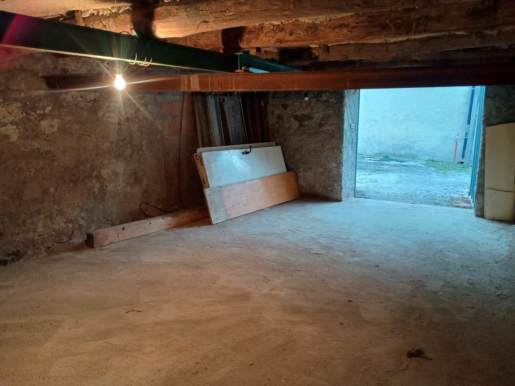 Detached house with land (c.da Cerri, snc)