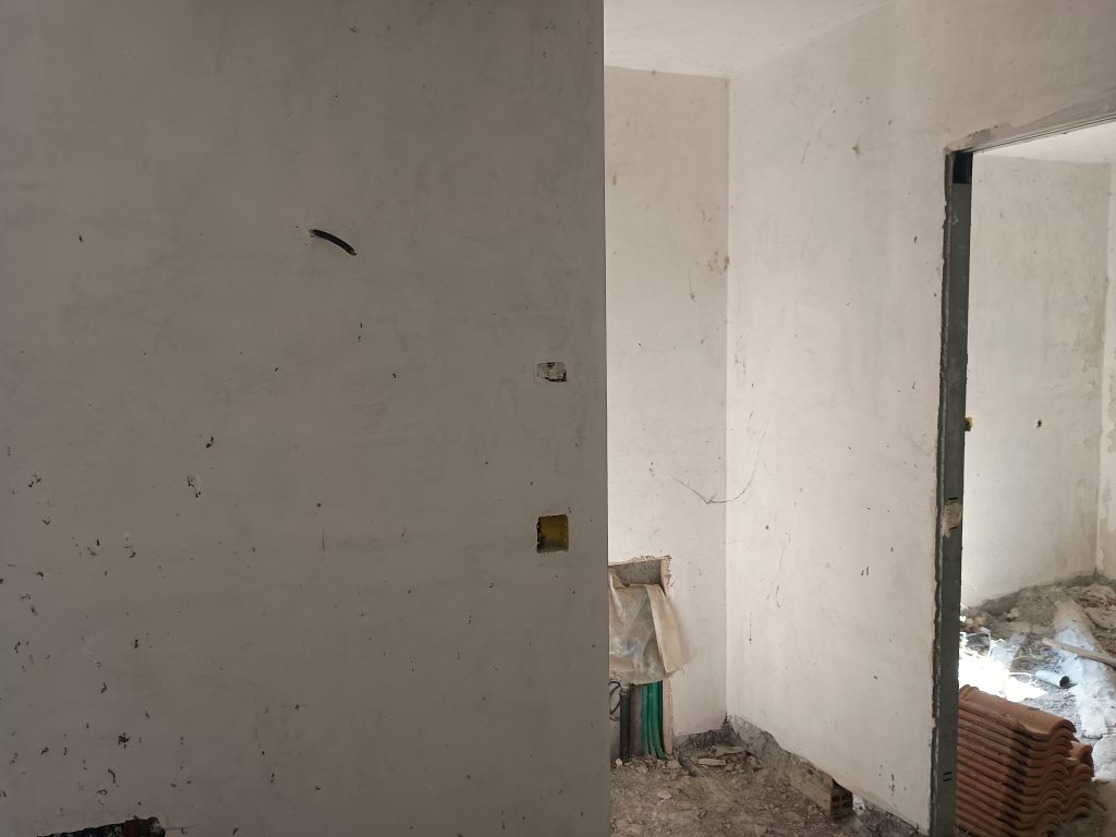 Villa with land and panoramic view (c.da Cerri, 29)