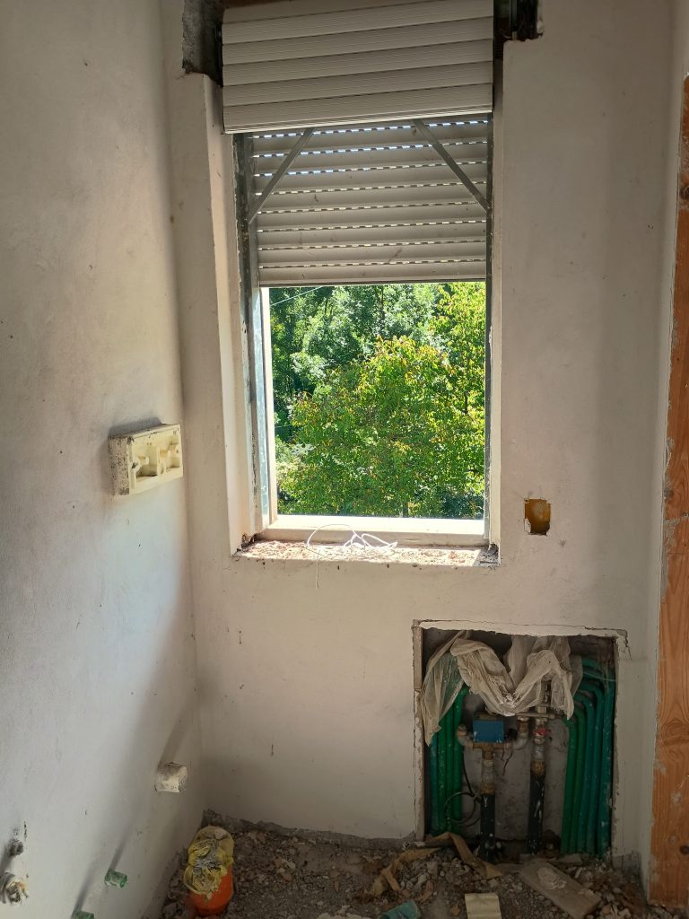 Villa with land and panoramic view (c.da Cerri, 29)