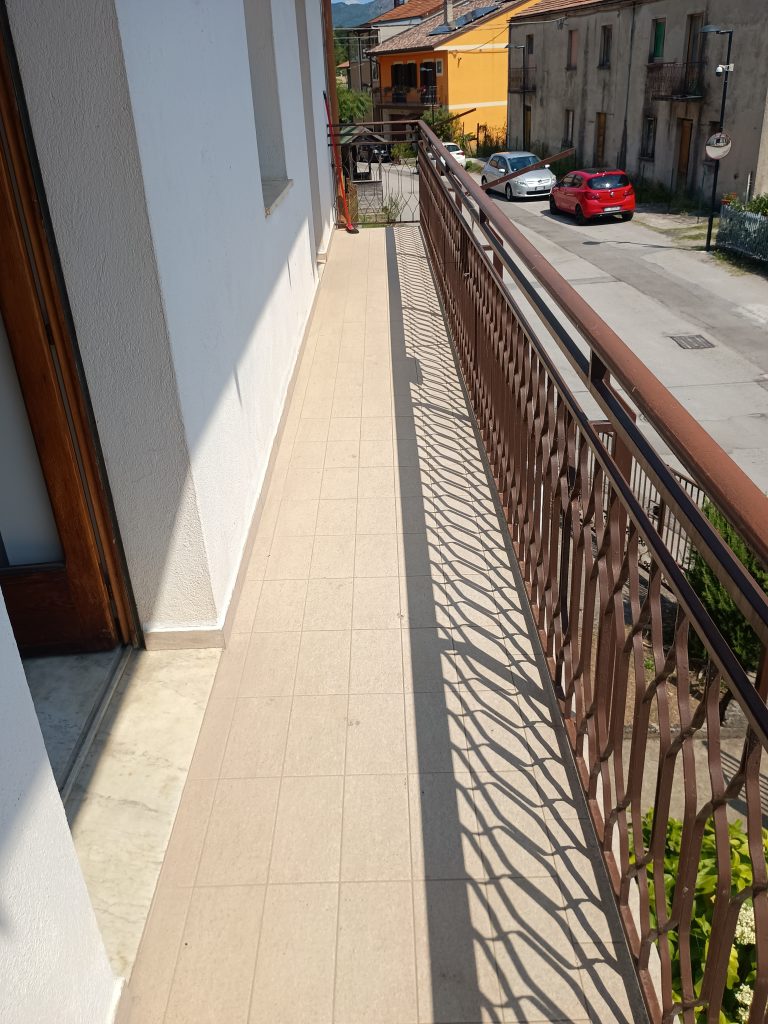 Detached house with garage (c.da Procoio, 77)