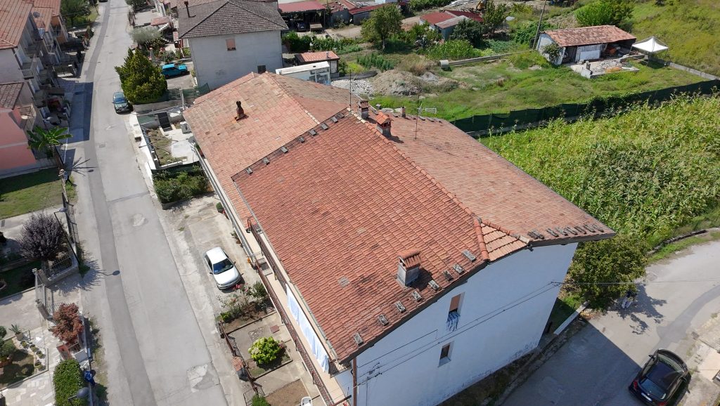 Detached house with garage (c.da Procoio, 77)