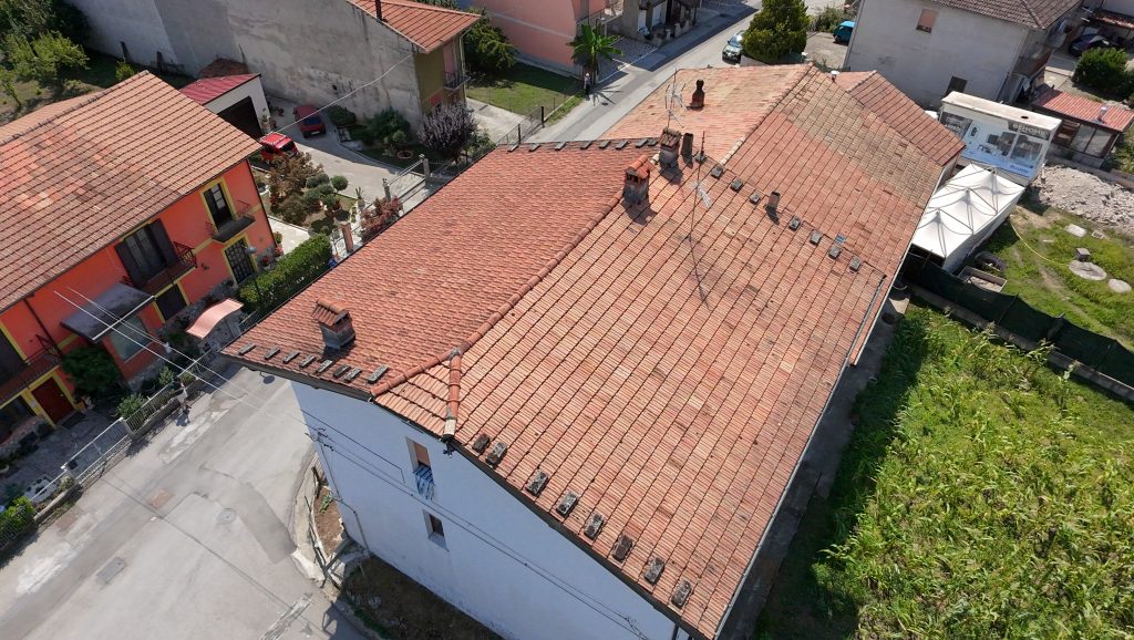 Detached house with garage (c.da Procoio, 77)