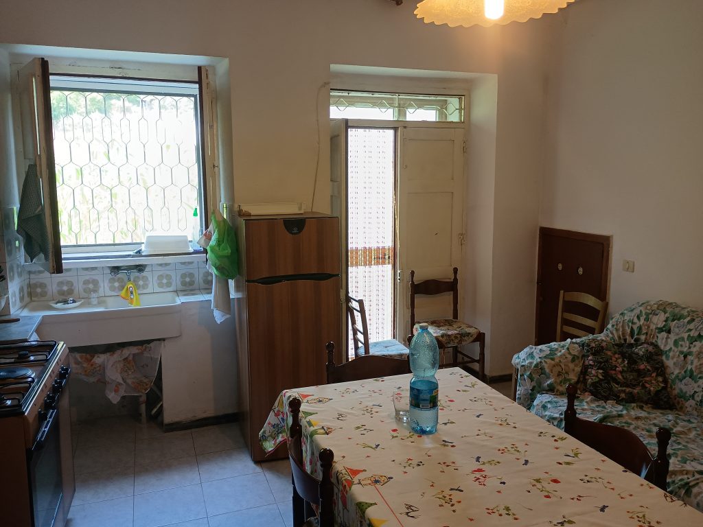 Detached house with garage (c.da Procoio, 77)