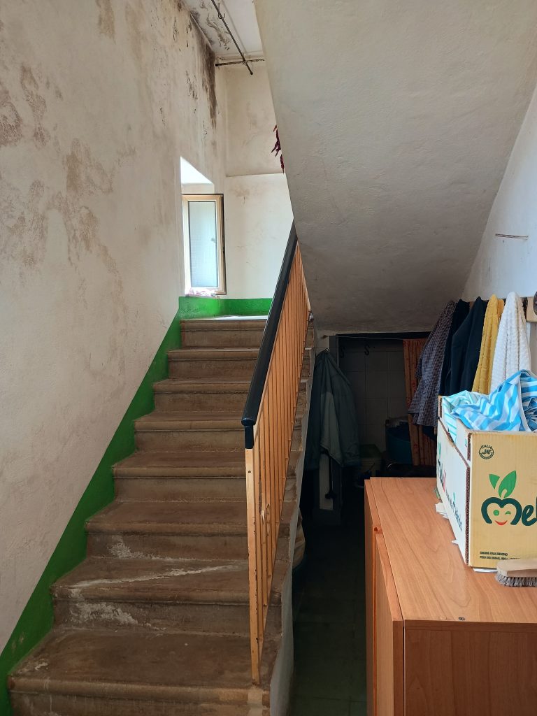 Villa con terreno immersa nel verde (c.da Vignale snc)