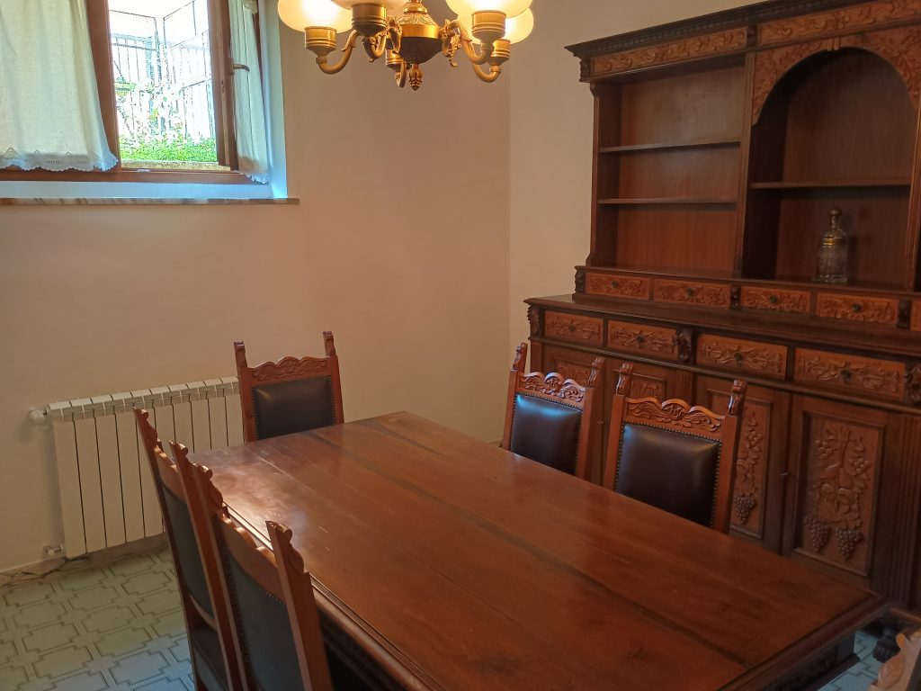 Apartment with small garden in the urban centre (via delle Vittorie, 24 i. 1)