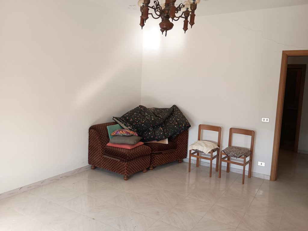 Detached house with land in the urban centre (via Roma, 148/A)