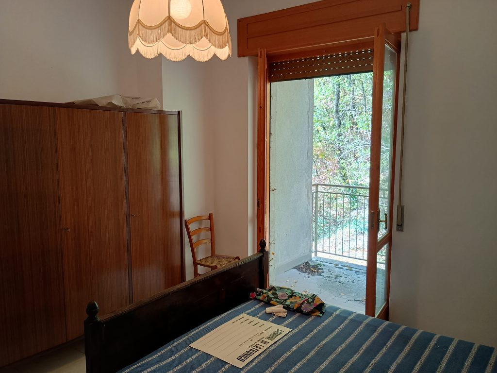 Detached house with land in the urban centre (via Roma, 148/A)
