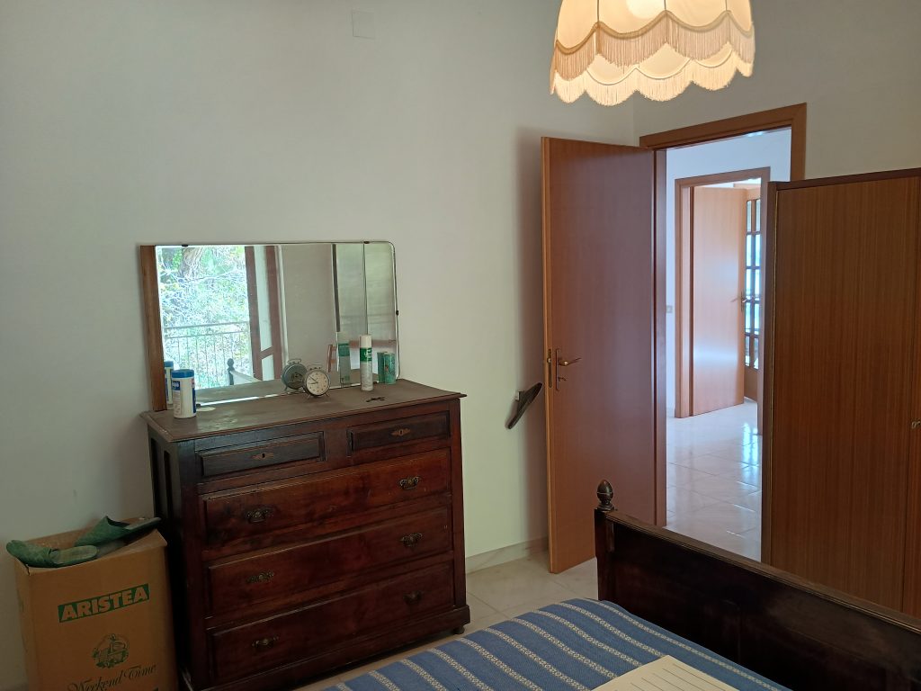 Detached house with land in the urban centre (via Roma, 148/A)