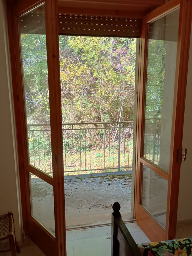 Detached house with land in the urban centre (via Roma, 148/A)