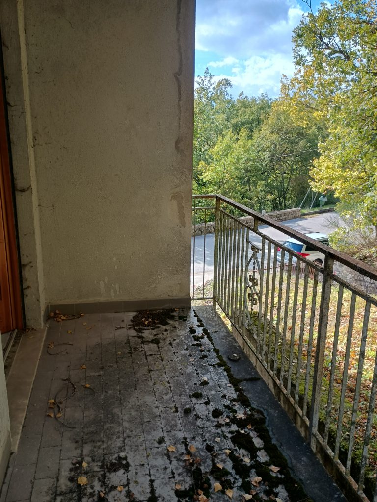 Detached house with land in the urban centre (via Roma, 148/A)
