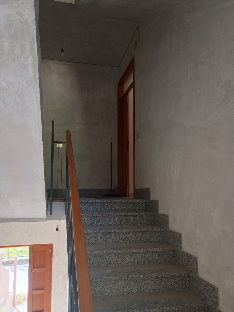 Detached house with land in the urban centre (via Roma, 148/A)