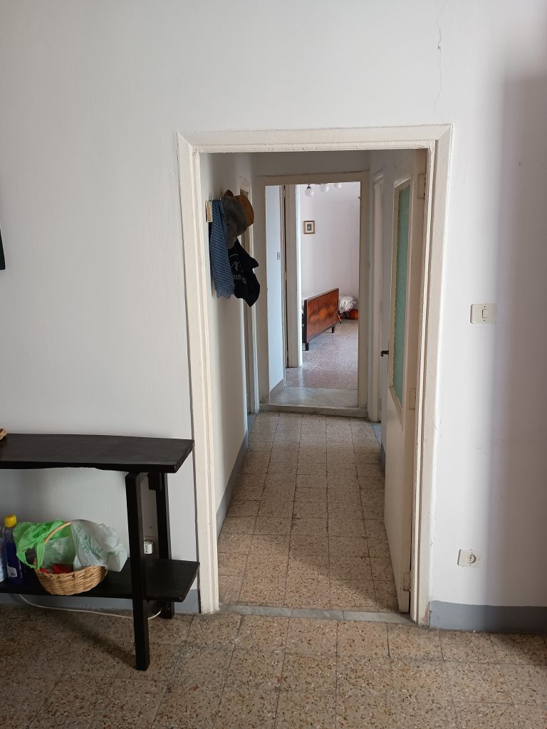 Casa indipendente nel centro storico (via Giannone, 6)