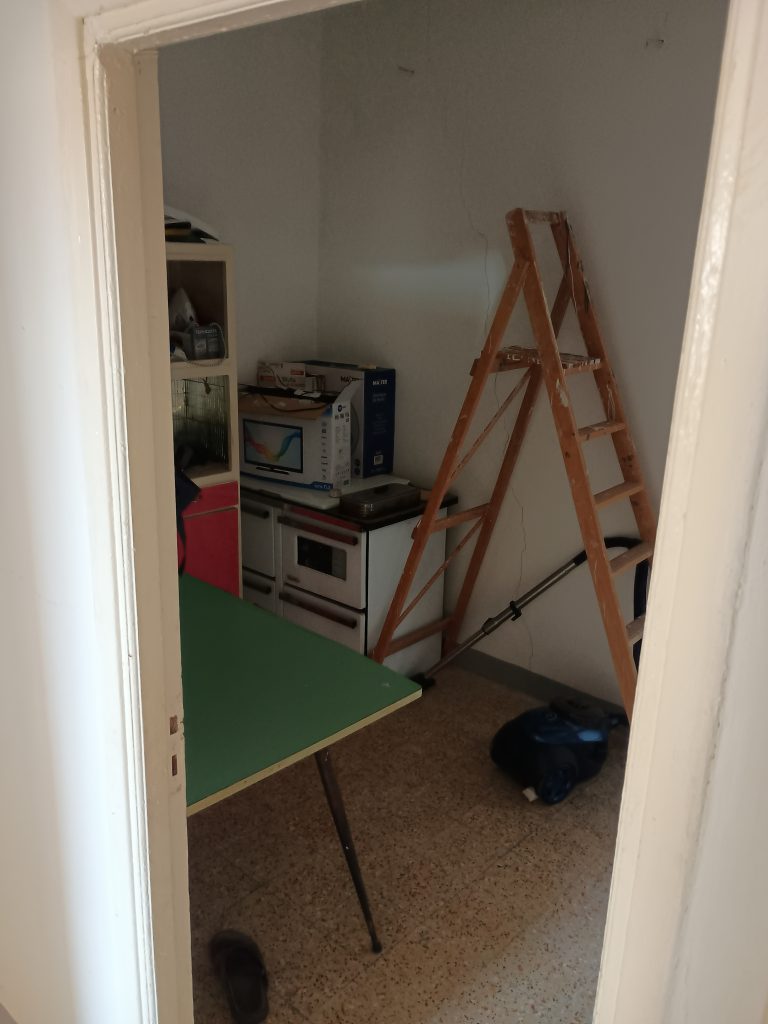 Casa indipendente nel centro storico (via Giannone, 6)