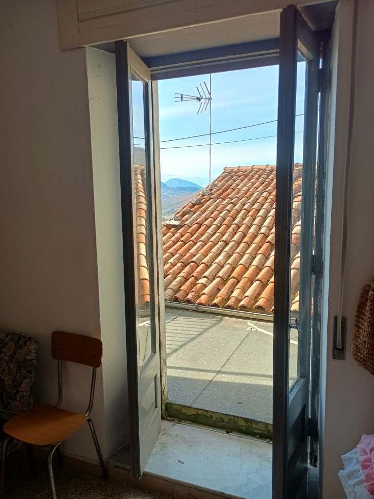 Casa indipendente nel centro storico (via Giannone, 6)