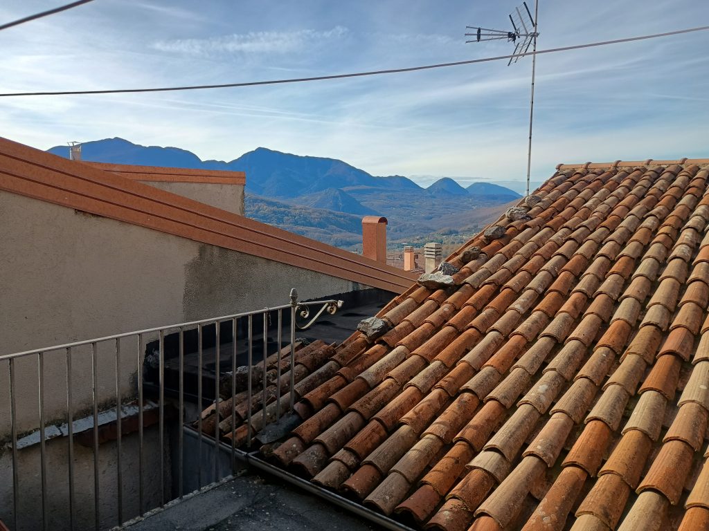 Casa indipendente nel centro storico (via Giannone, 6)