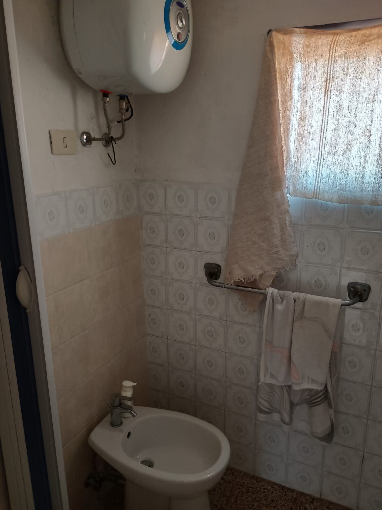Casa indipendente nel centro storico (via Giannone, 6)